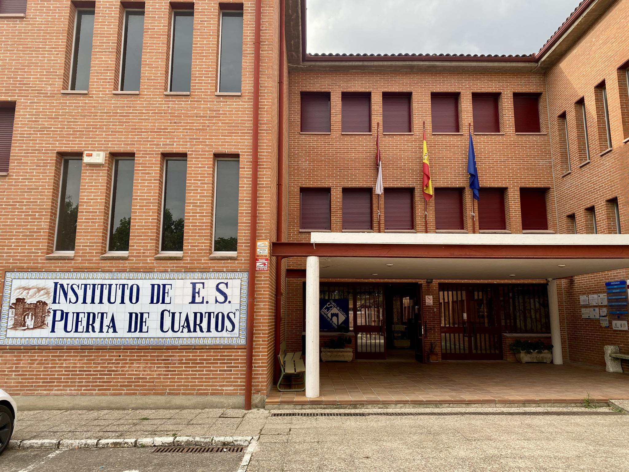 I.E.S Puerta de Cuartos