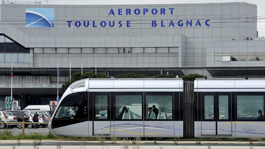 L'aeroport de Toulouse Blagnac serà el punt de sortida del vol de diumenge gestionat pel Govern i Ski Andorra per repatriar temporers argentins de les estacions.