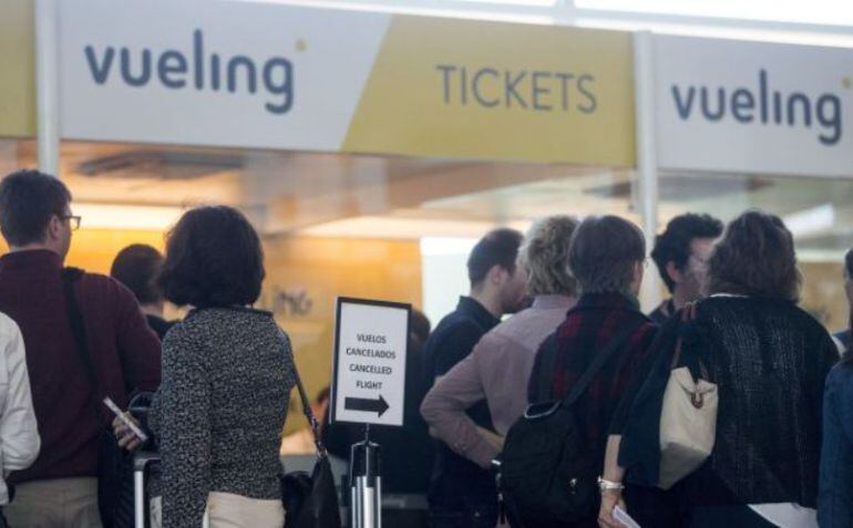 Vueling sigue generando incidentes en sus operaciones con Menorca.