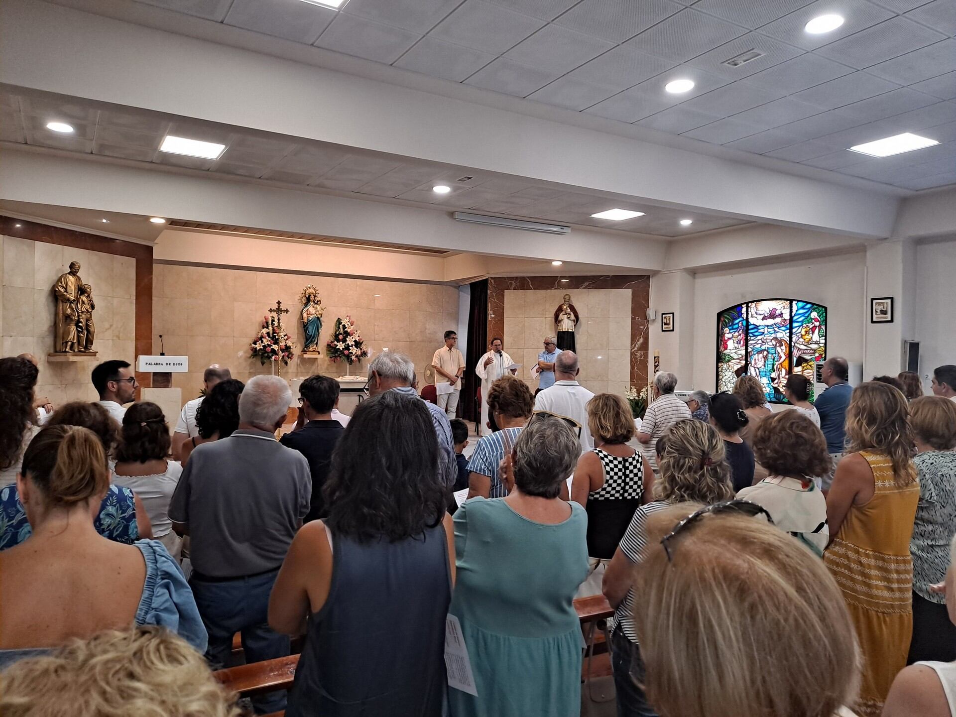 Un momento del acto de la toma de posesión de nuevo director de la Comunidad Salesiana en Alcoy.