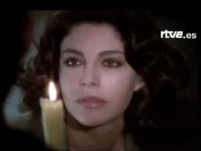 Fotograma de la serie de TVE "Los gozos y las sombras", basada en la trilogía homónima de Torrente Ballester