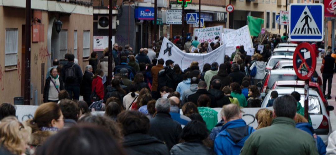 Manifestación de la marea verde en el norte de Madrid