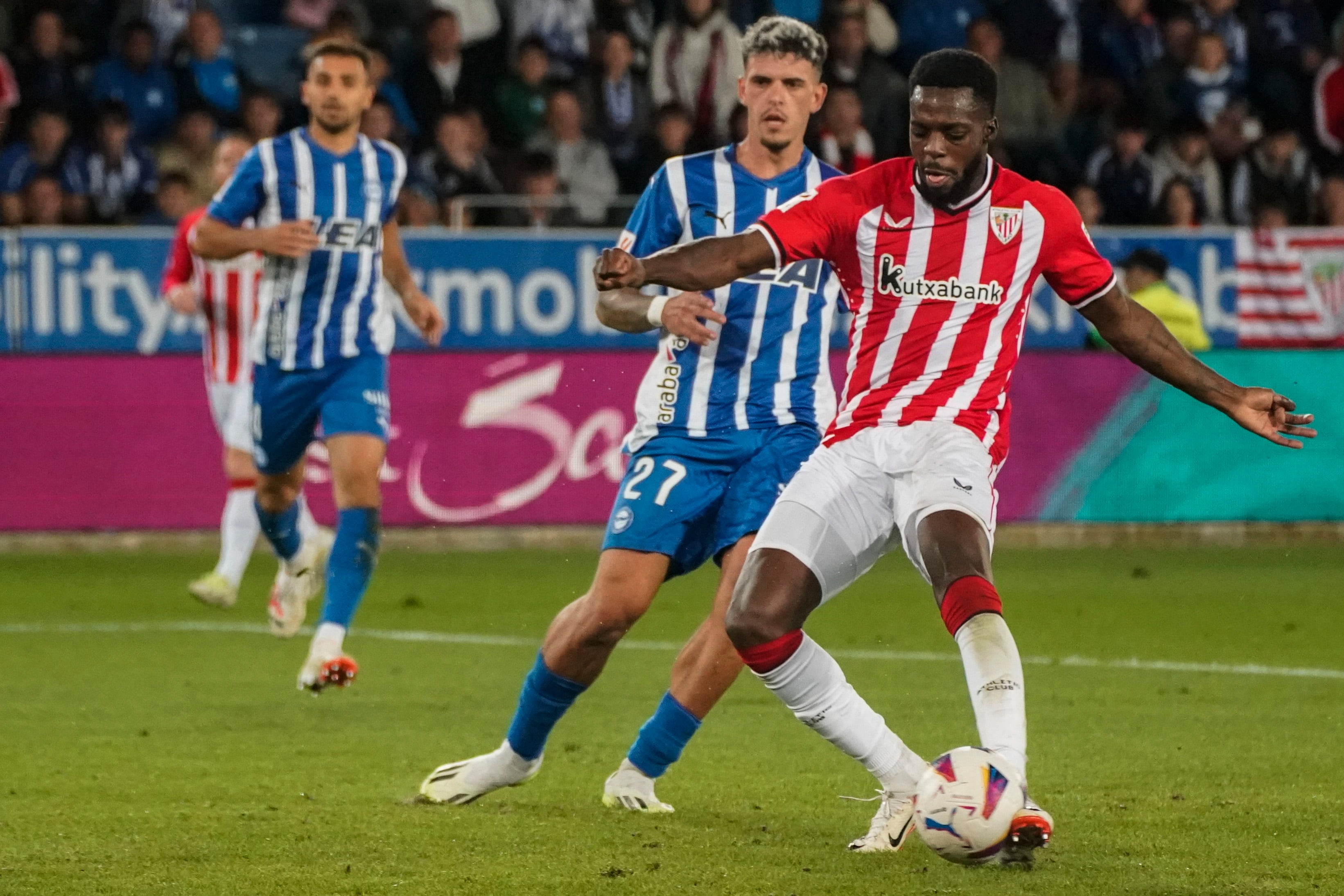 Iñaki Williams con Javi López