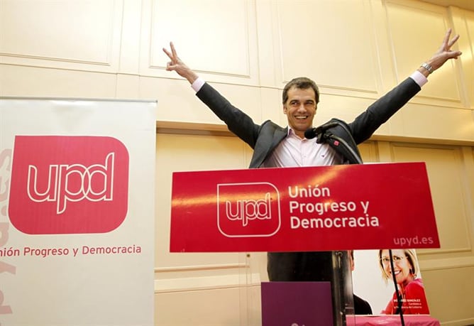 El cabeza de lista de UPyD al Congreso por la provincia de Valencia, Toni Cantó, valora los resultados de las elecciones generales celebradas hoy, donde se ha comprometido a &quot;dejarse la piel&quot; en el Congreso de los Diputados para que cambie la situación de