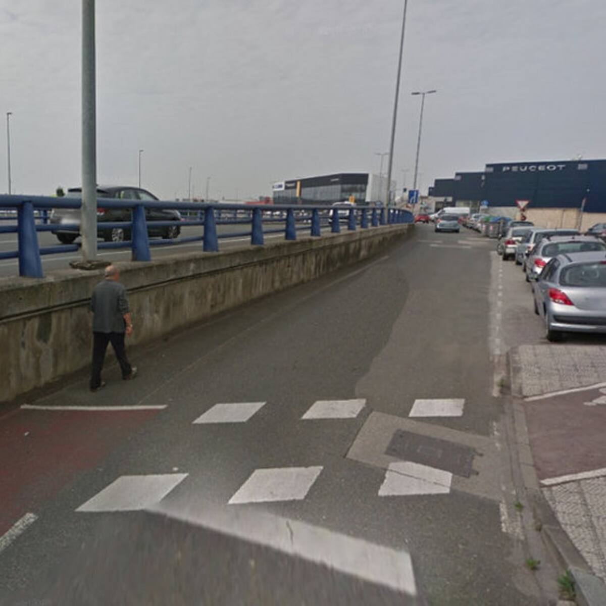 Herido un niño de 7 años atropellado por un autobús municipal