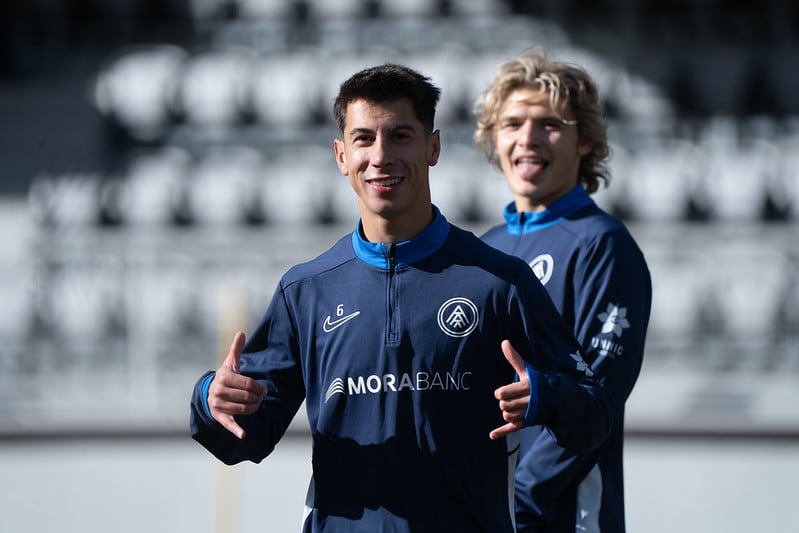 Dani Villahermosa i Efe Akman, dues peces inamovibles al mig del camp