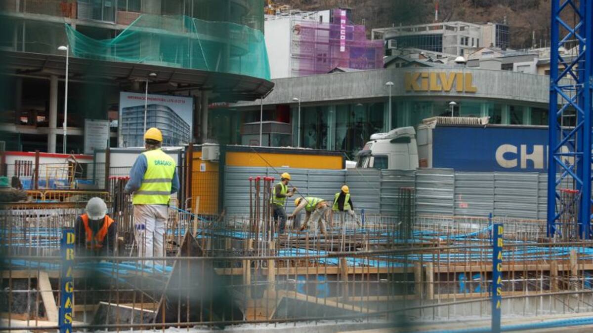 Camp demana prudència a l'hora de modificar la llei del sòl