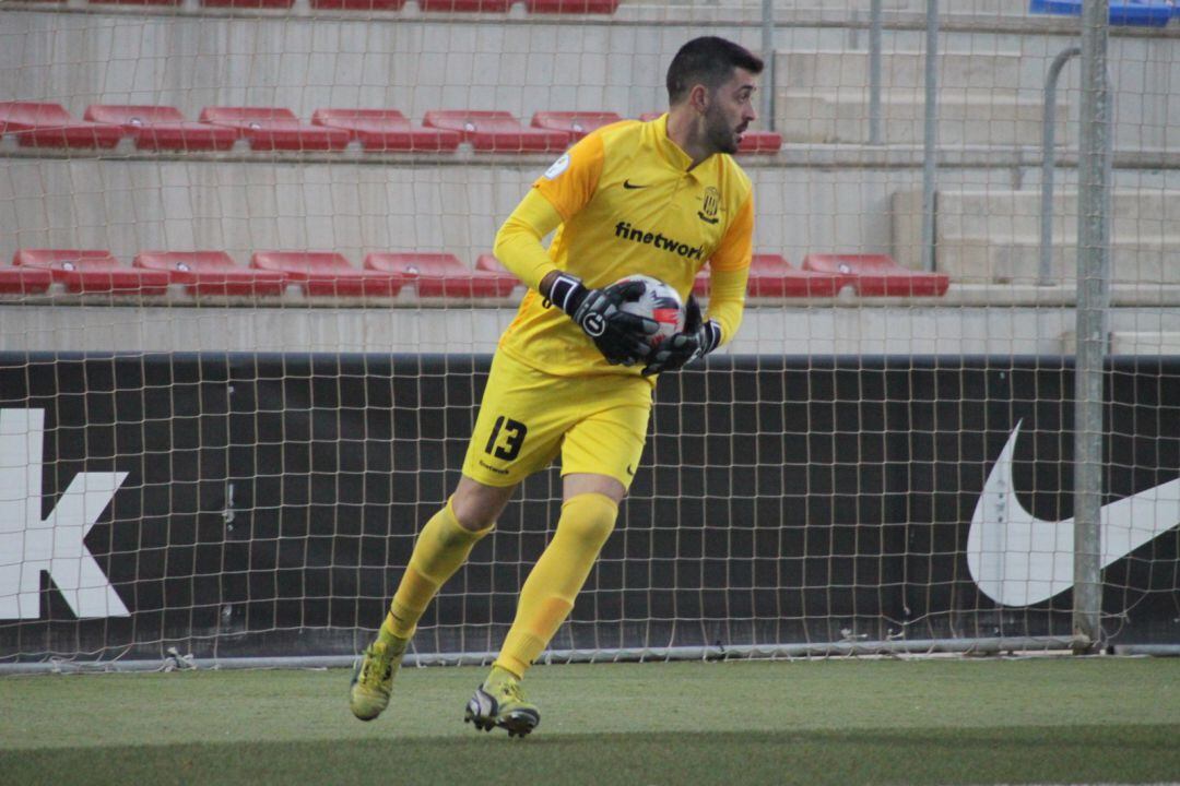 Alberto Maciá no seguirá defendiendo la portería del C. D. Eldense