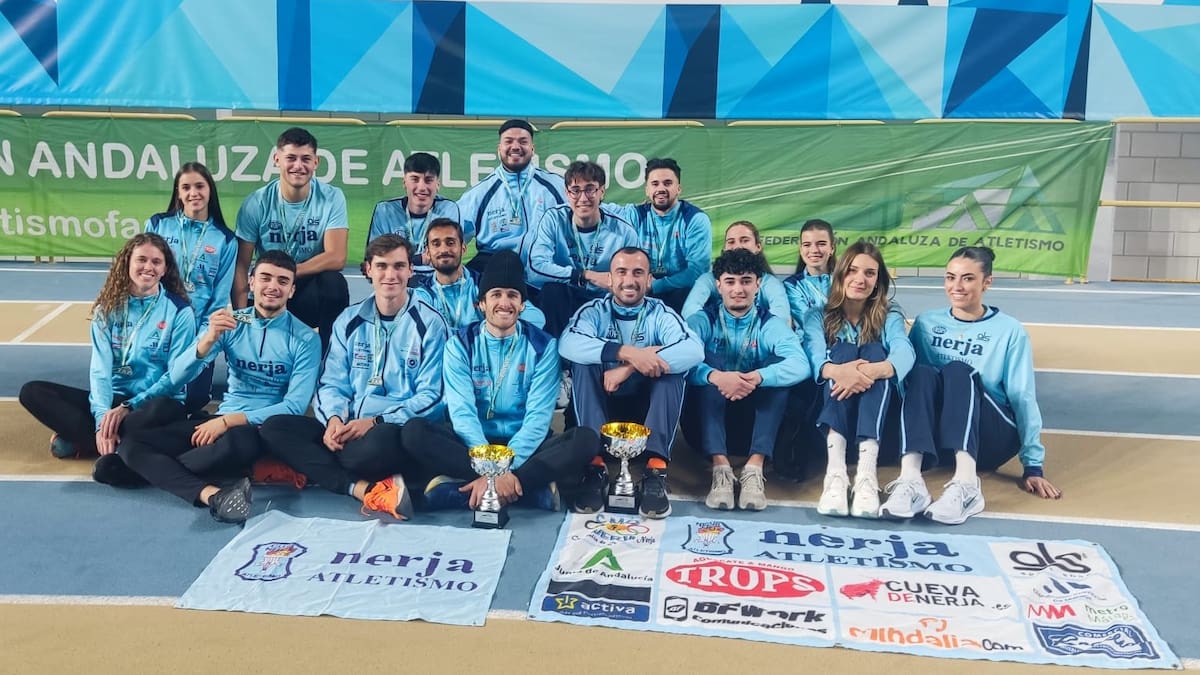 El equipo masculino del Trops Cueva de Nerja campeón de Andalucía de pista cubierta