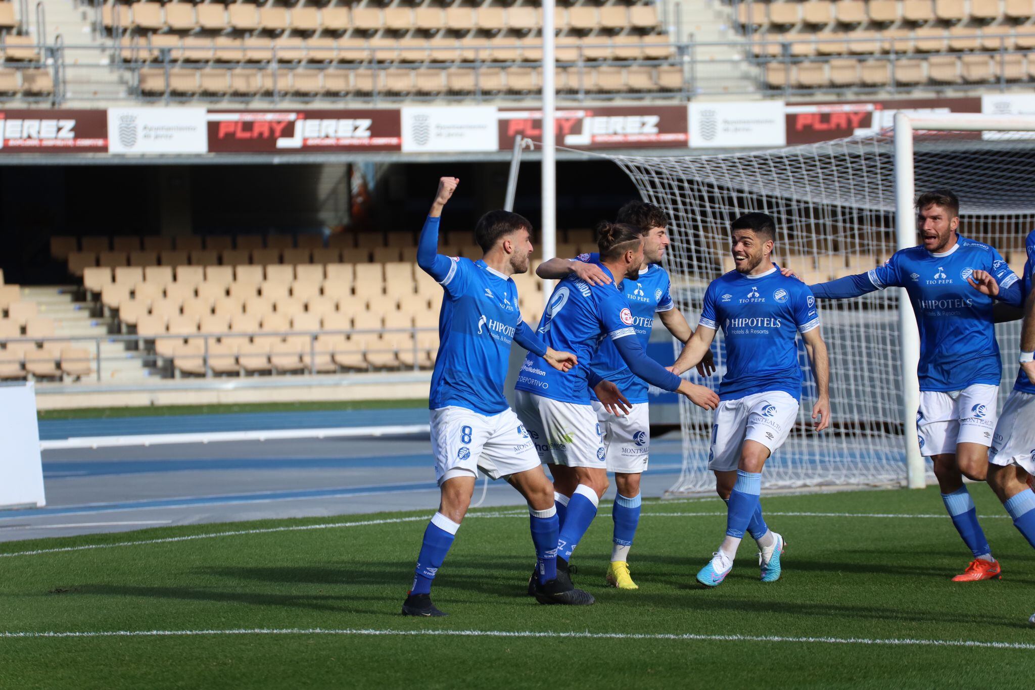 Celebración del gol del Xerez DFC