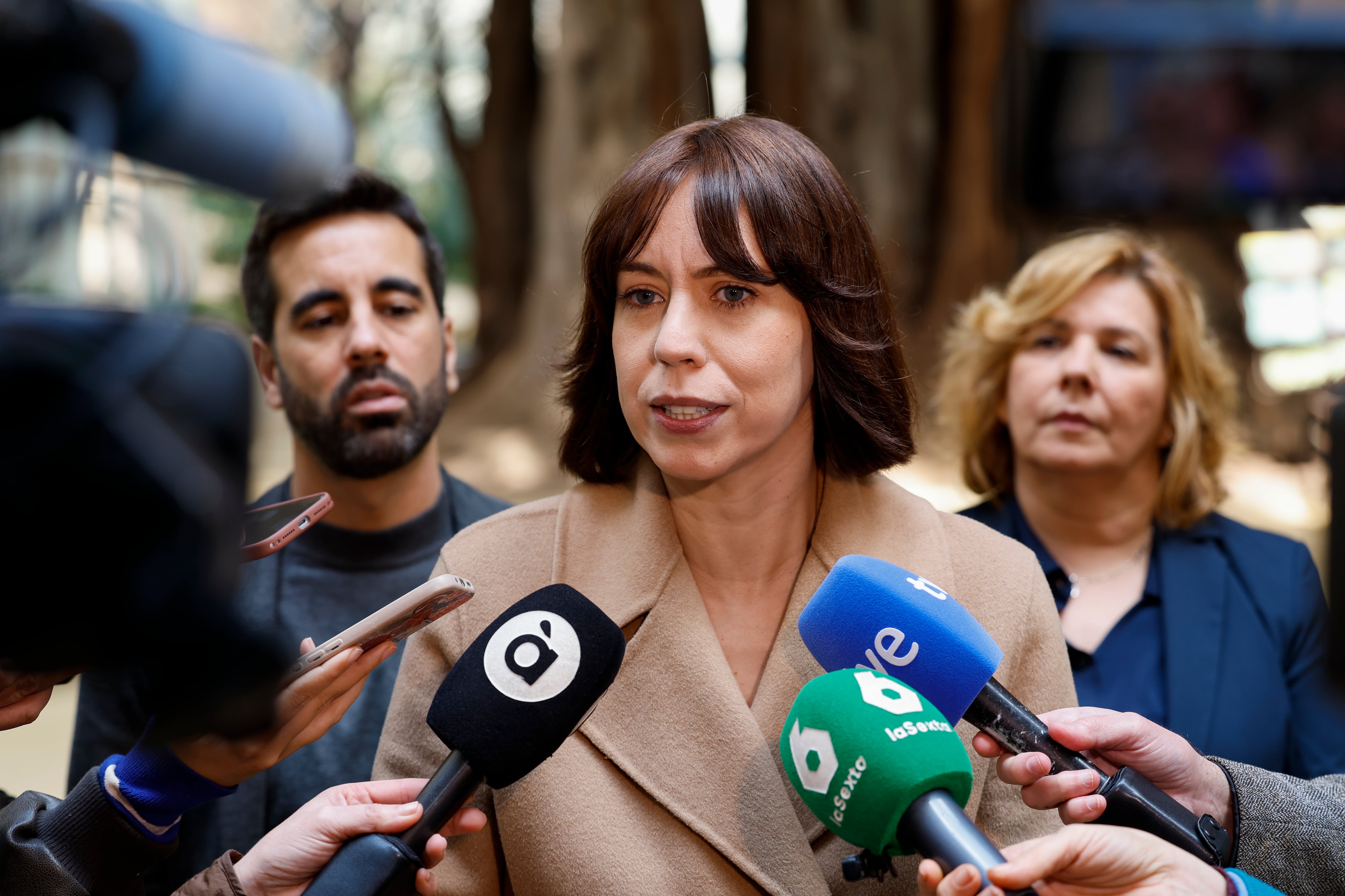 Gómez prevé seguir adelante con la querella contra Morant por "calumniarlo" tras no acudir ella a la conciliación