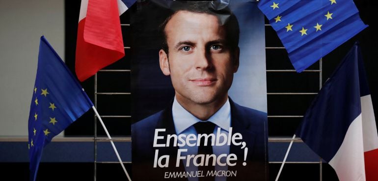 Cartel electoral de Emmanuel Macron, líder del movimiento En Marcha. 