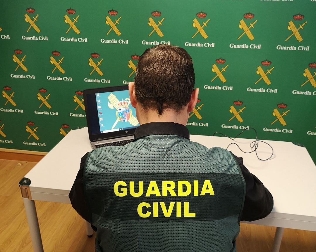La Guardia Civil advierte sobre una estafa por teléfono a comercios para la obtención del certificado Covid19