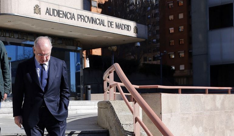 El exministro de Economía Rodrigo Rato, a su salida de la Audiencia Provincial de Madrid.