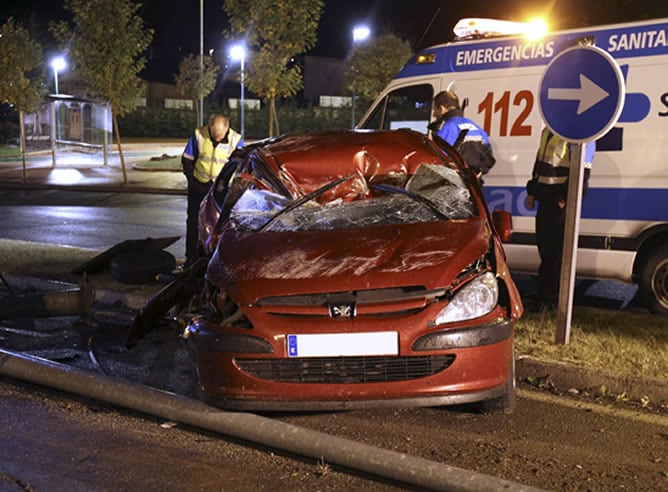 Uno de los coches siniestrados durante el fin de semana / EFE