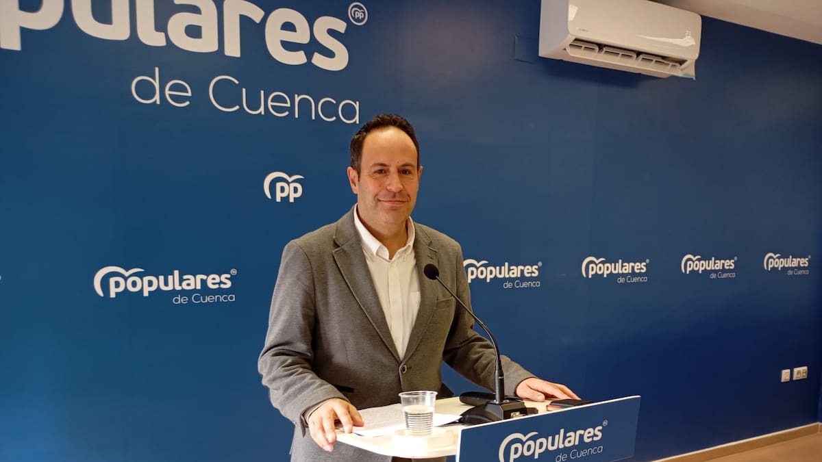 Martín-Buro no pone fecha al Congreso del PP de Cuenca y respalda a Bea Jiménez como candidata a la Alcaldía