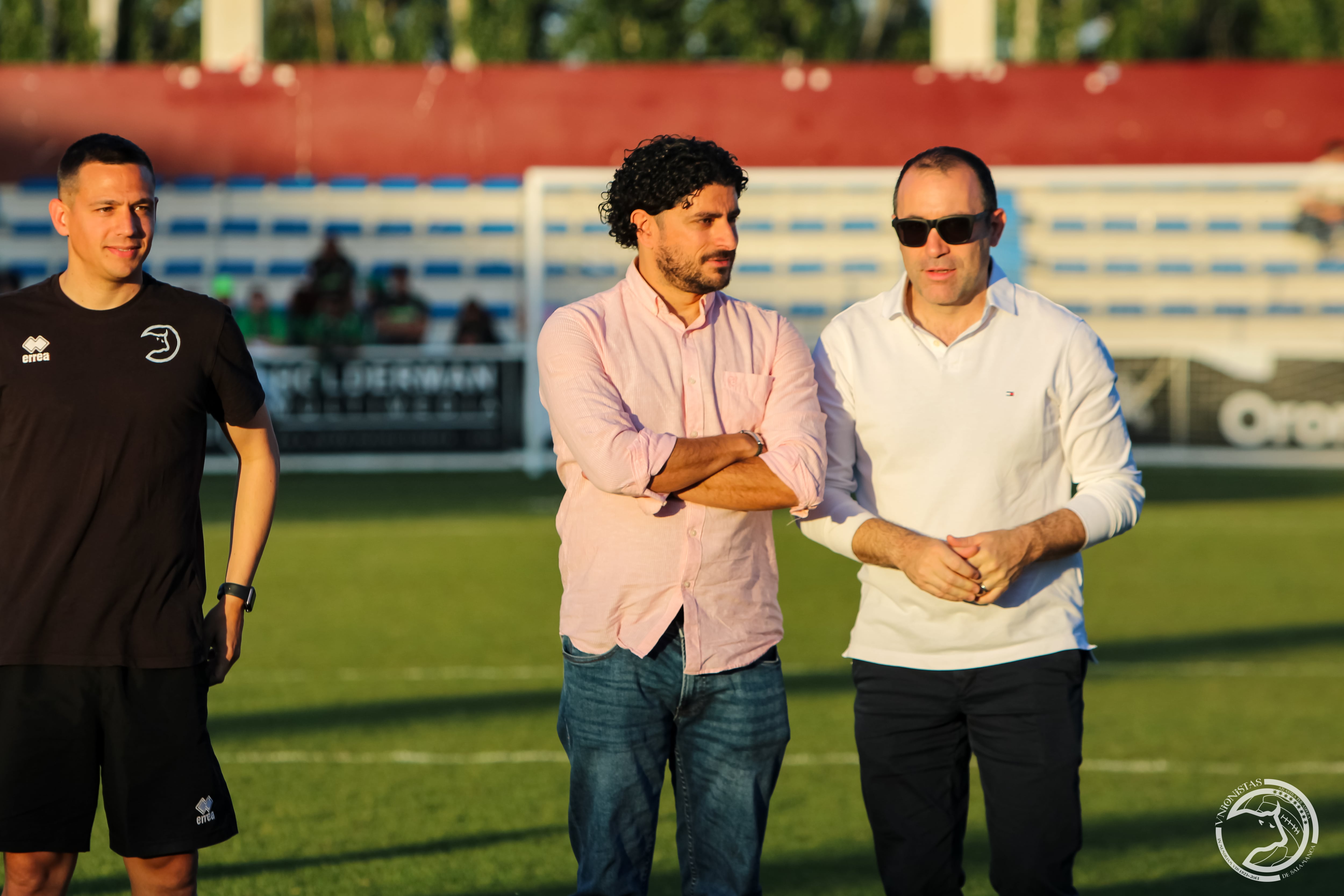 Roberto Pescador, a la derecha, junto a Rubén Andrés y Dani Llácer en el Reina Sofía/UnionistasCF