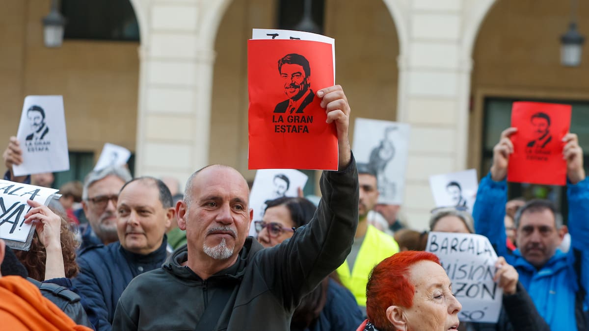 “Vivienda regalada para los compas de Barcala”...