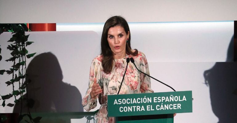 La reina Letizia, durante su intervención en el acto organizado por la AECC en el Museo del Prado con motivo del Día Mundial de la Investigación en Cáncer.