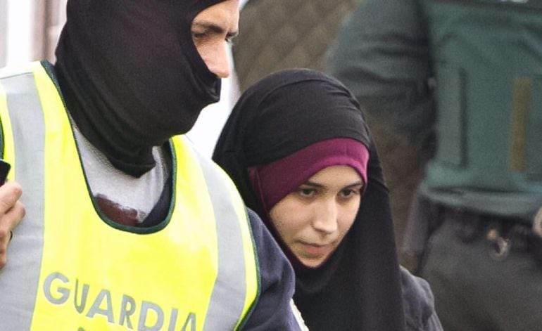 La joven onubense de 22 años detenida en el aeropuerto de Madrid-Barajas cuando intentaba viajar a Turquia para trasladarse después a Siria e integrarse en el Estado Islámico