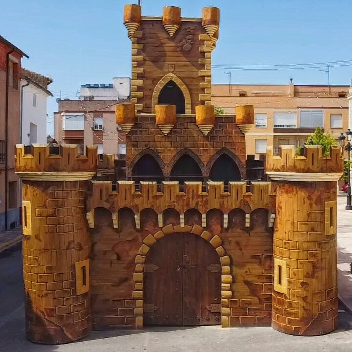 Castillo de Embajadas. Beneixama