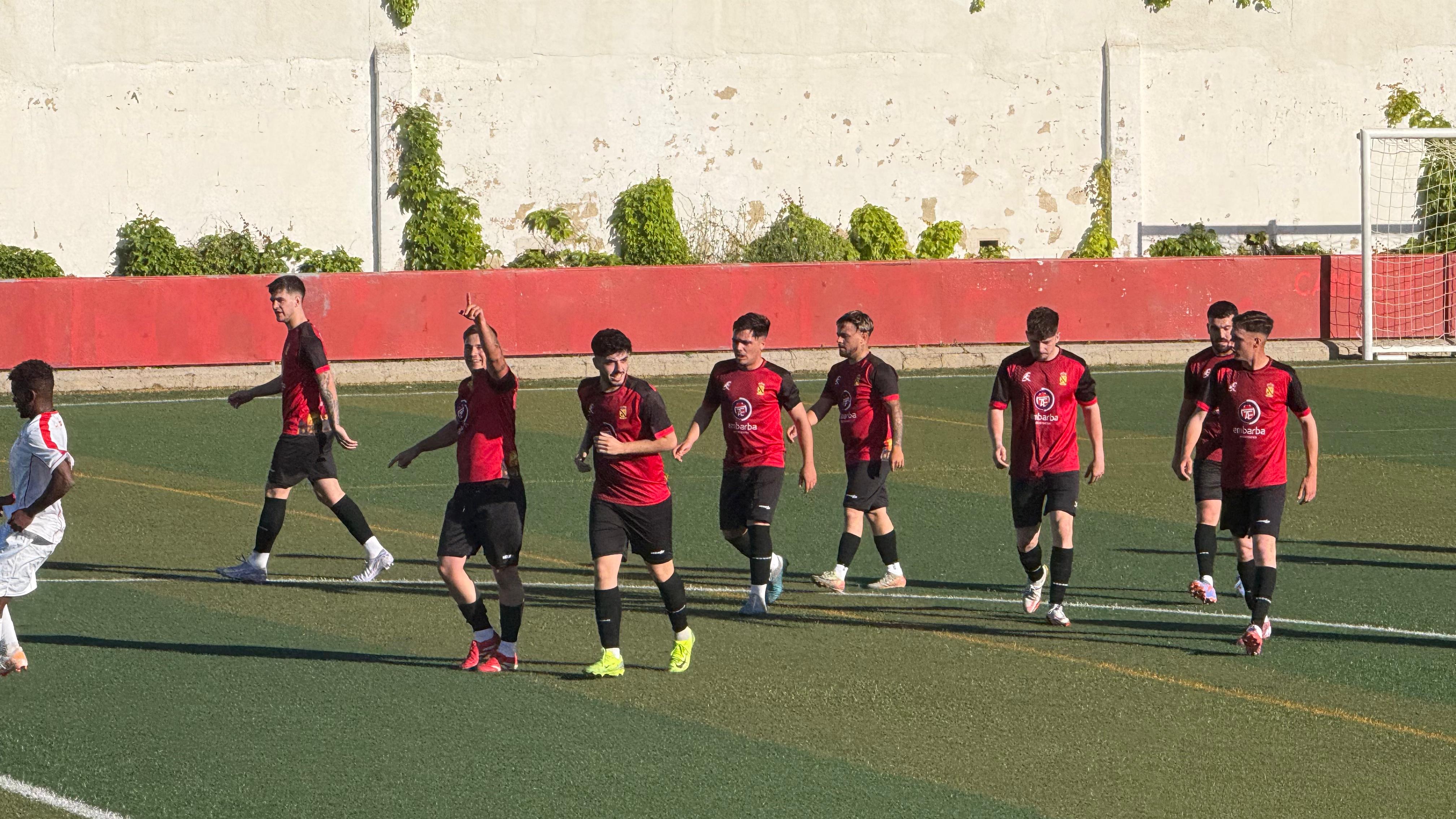Celebración del primer gol, de Cueva