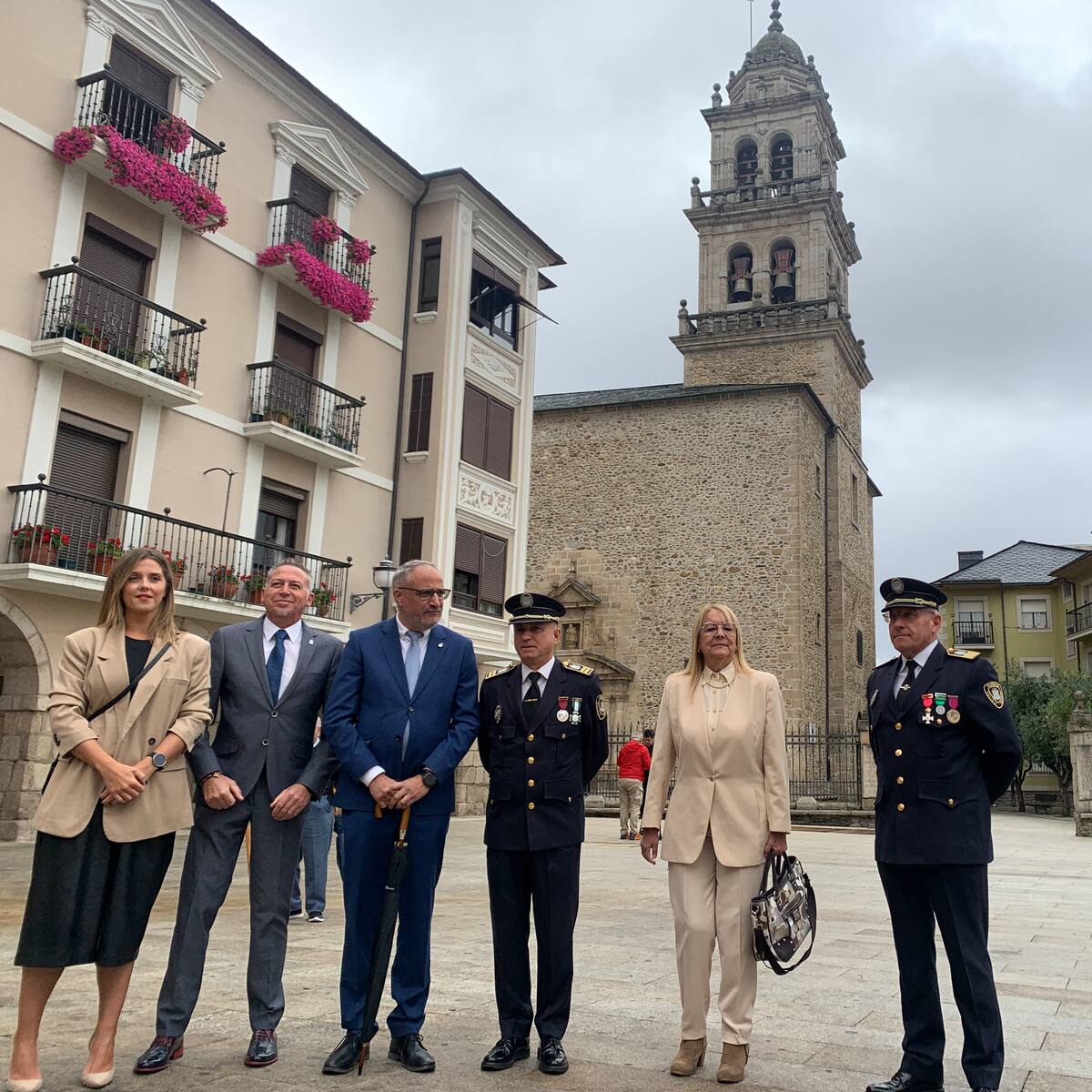 El refuerzo de la Patrulla Verde y de la escala ejecutiva, prioridades inmediatas de la policía municipal de Ponferrada