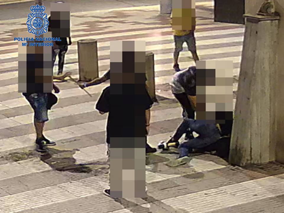 Momento de la agresión con machete en Tudela