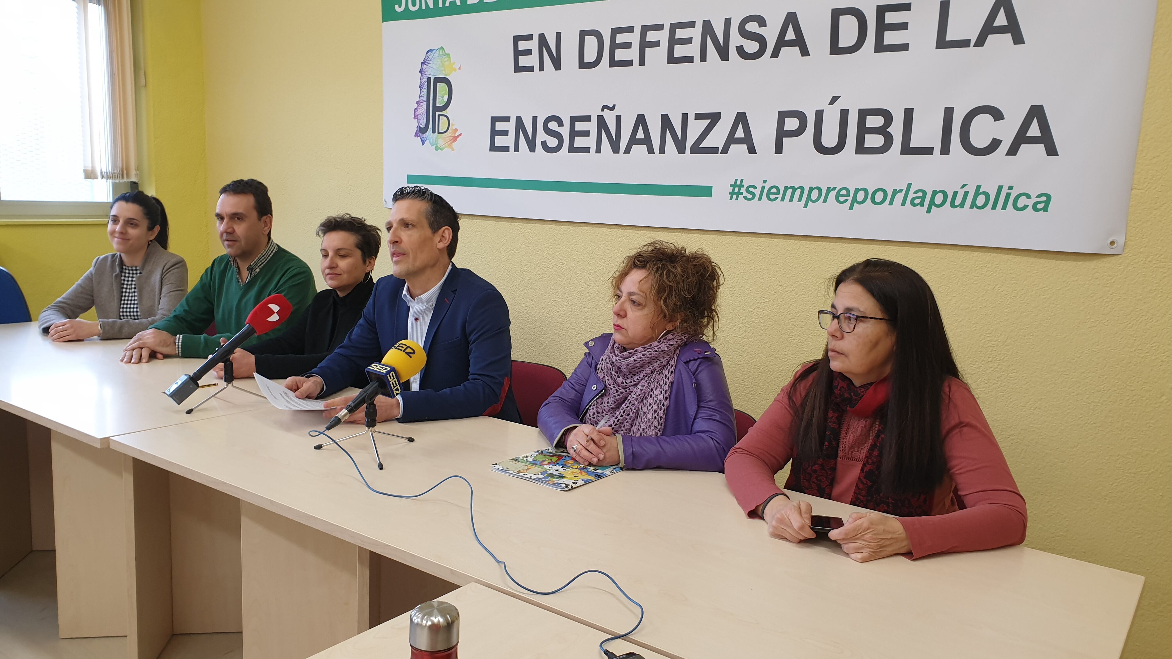 La Junta de Personal Docente de Palencia denuncia la situación de los centros educativos por el impago por parte del gobierno autonómico