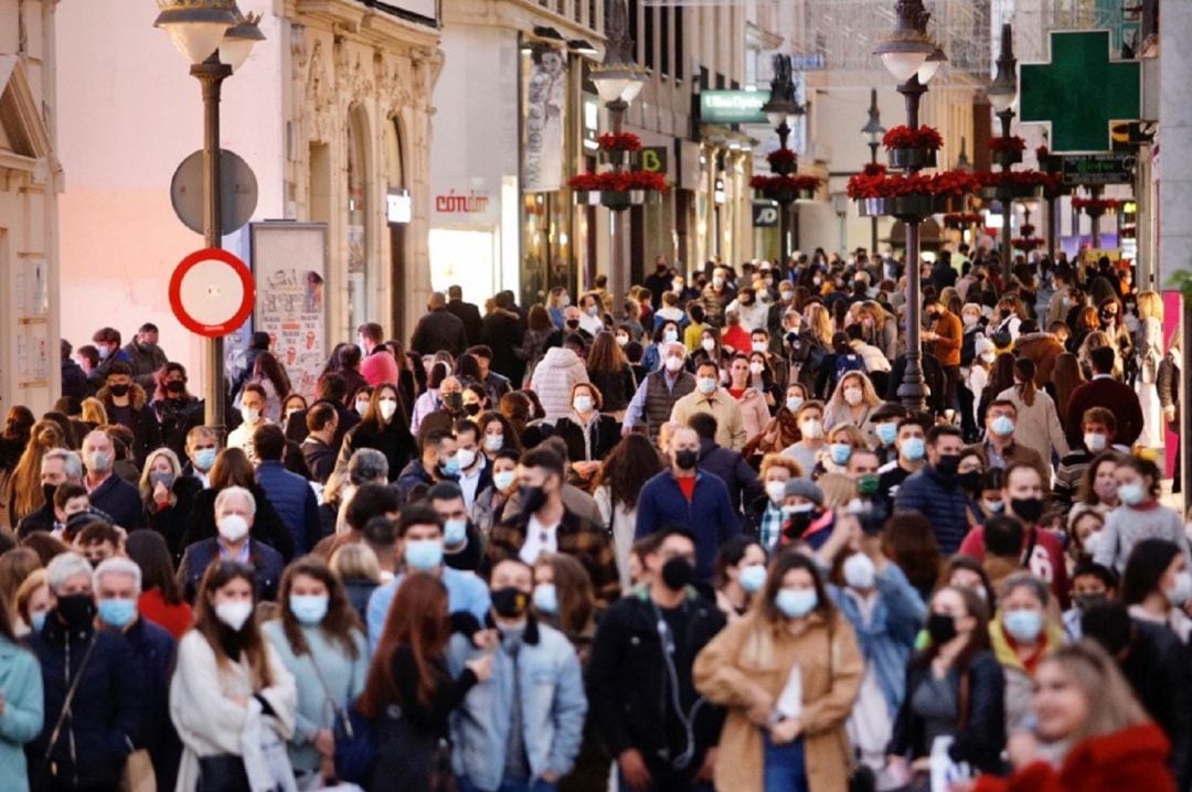 Personas en la calle Gondomar