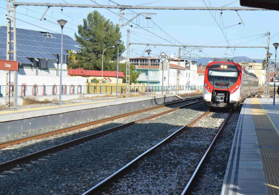 Archivo - Tren Cercanías C2