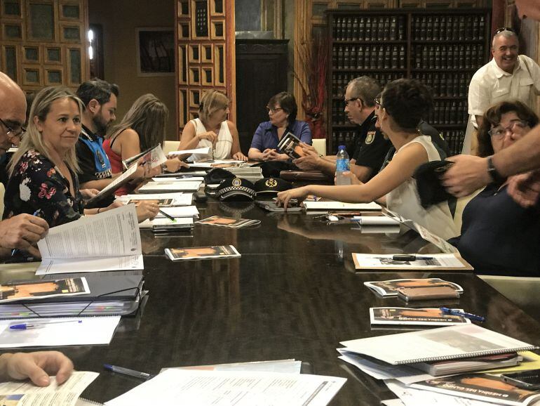 La Subdelegada de Gobierno presidió la junta de seguridad de la Feria Renacentista