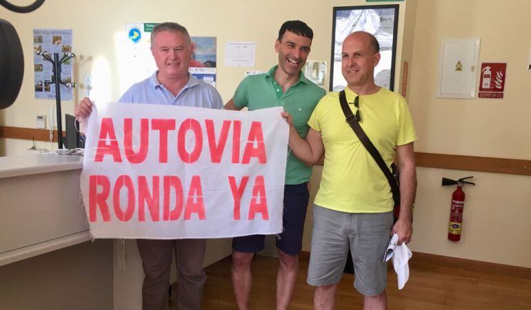 Miembros de la plataforma en la OCA de Ronda