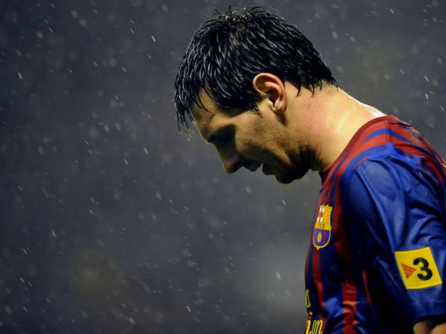 Messi, cabizbajo en San Mamés