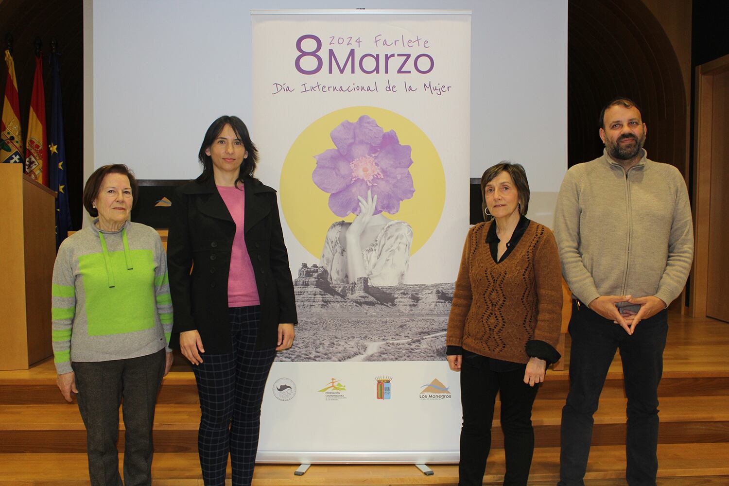 Participantes en la presentación del 8M de Monegros