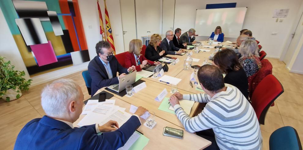 La Comisión Mixta Gobierno de Aragón-Universidad se ha celebrado esta mañana en la sede del Departamento de Educación, Ciencia y Universidades