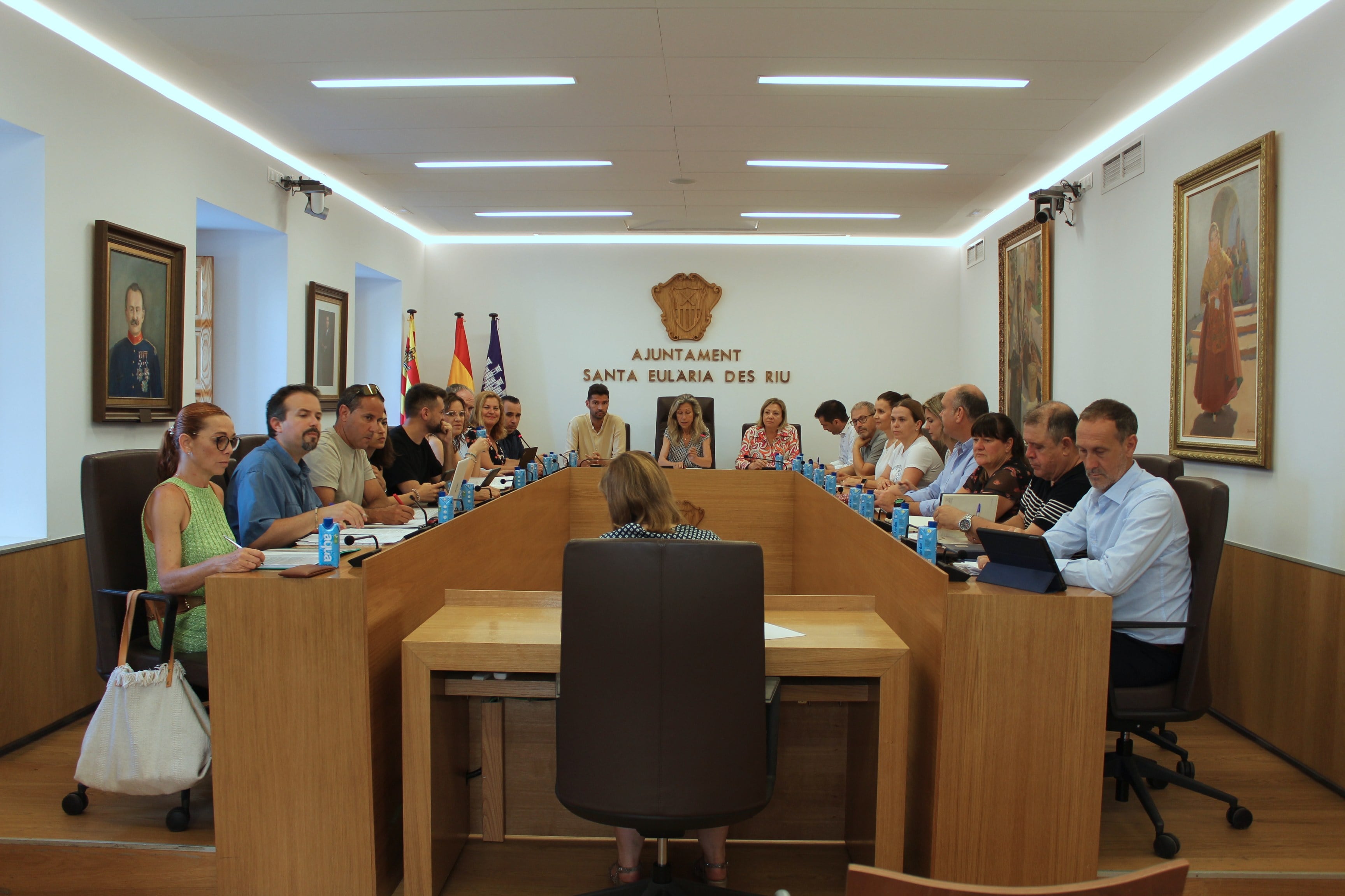 Imagen de archivo de un pleno del Ayuntamiento de Santa Eulària