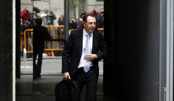 El exdirector financiero de Caja Madrid, Ildefonso Sánchez Barcoj, a su salida de la Audiencia Nacional