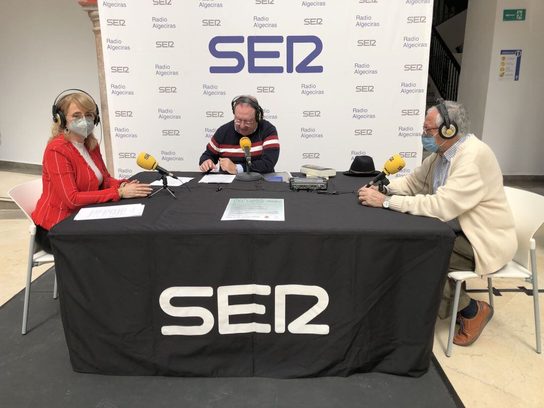 Pilar Pintor y Antonio Torremocha intervienen en Hoy por Hoy Campo de Gibraltar desde la Microferia del Libro