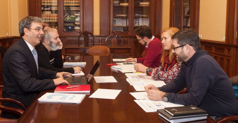 Reunión entre Marea y PSOE