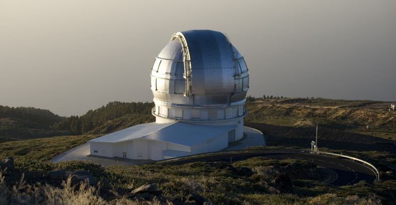 Telescopio de la isla de La Palma en el que han trabajado los investigadores de la Universidad de Jaén.