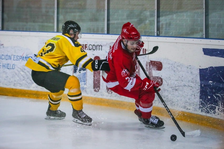 El CH Jaca caía en su pista ante el Puigcerdà