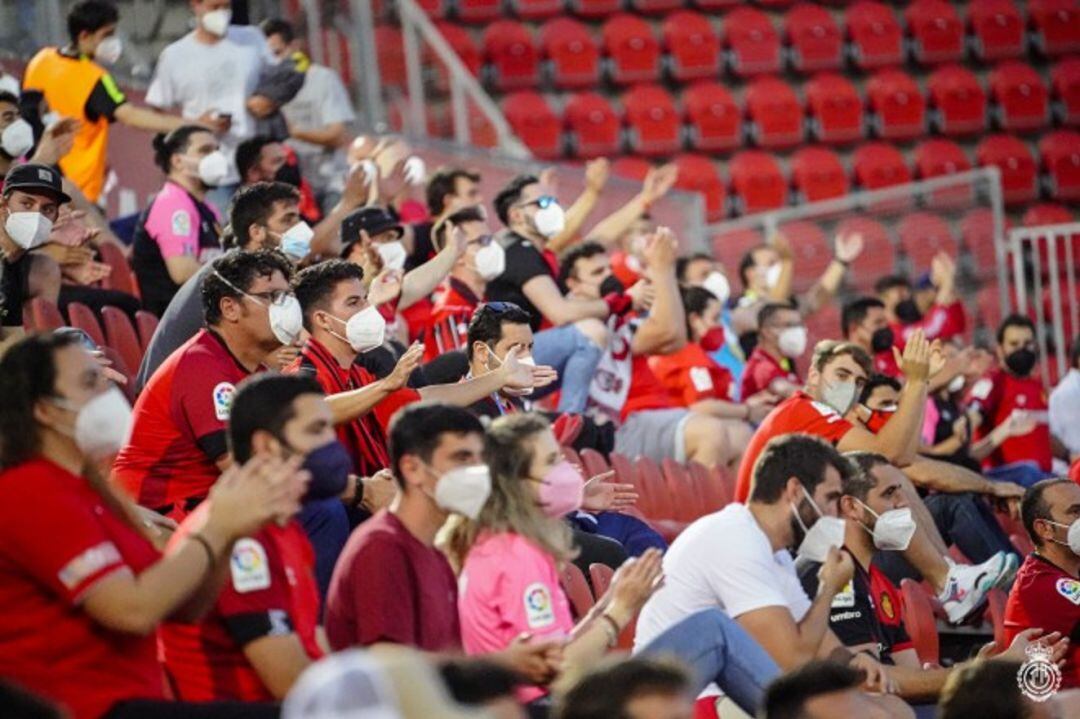 Aficionados del Real Mallorca.