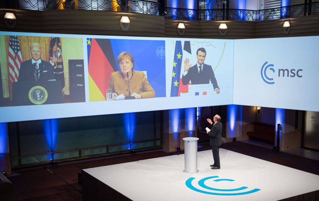 El presidente de EEUU; Joe Biden, la canciller alemana, Angela Merkel y el presidente francés, Emmanuel Macron