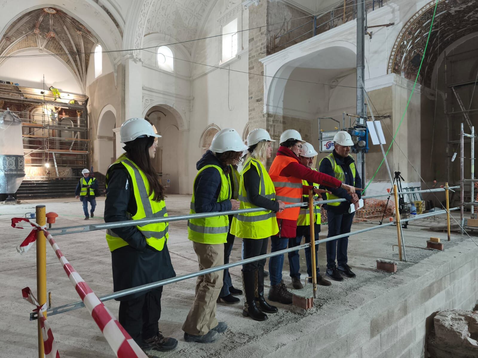 Visita a las obras de rehabilitación de la Iglesia de Santo Domingo en Jaén.