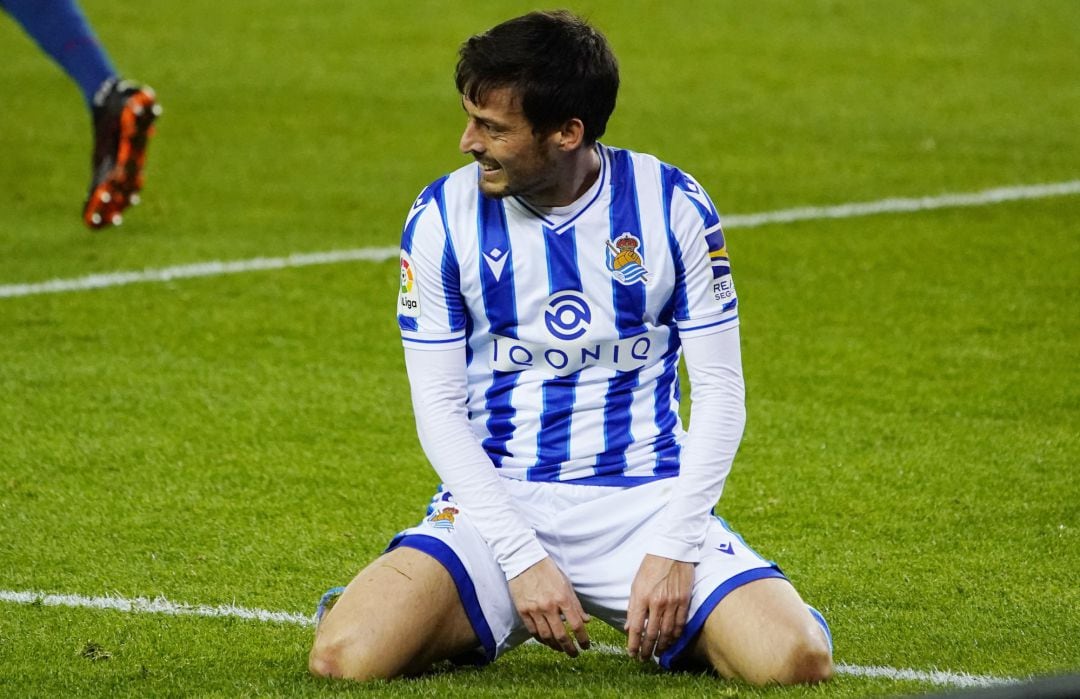 Silva parece fundido sobre el césped de Anoeta en el partido contra el Atlético