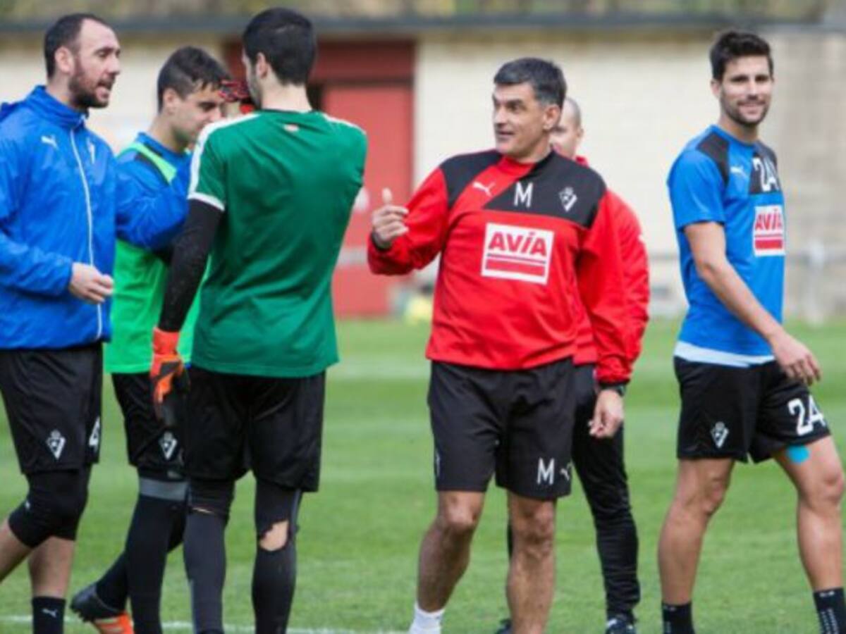 En busca de la reacción