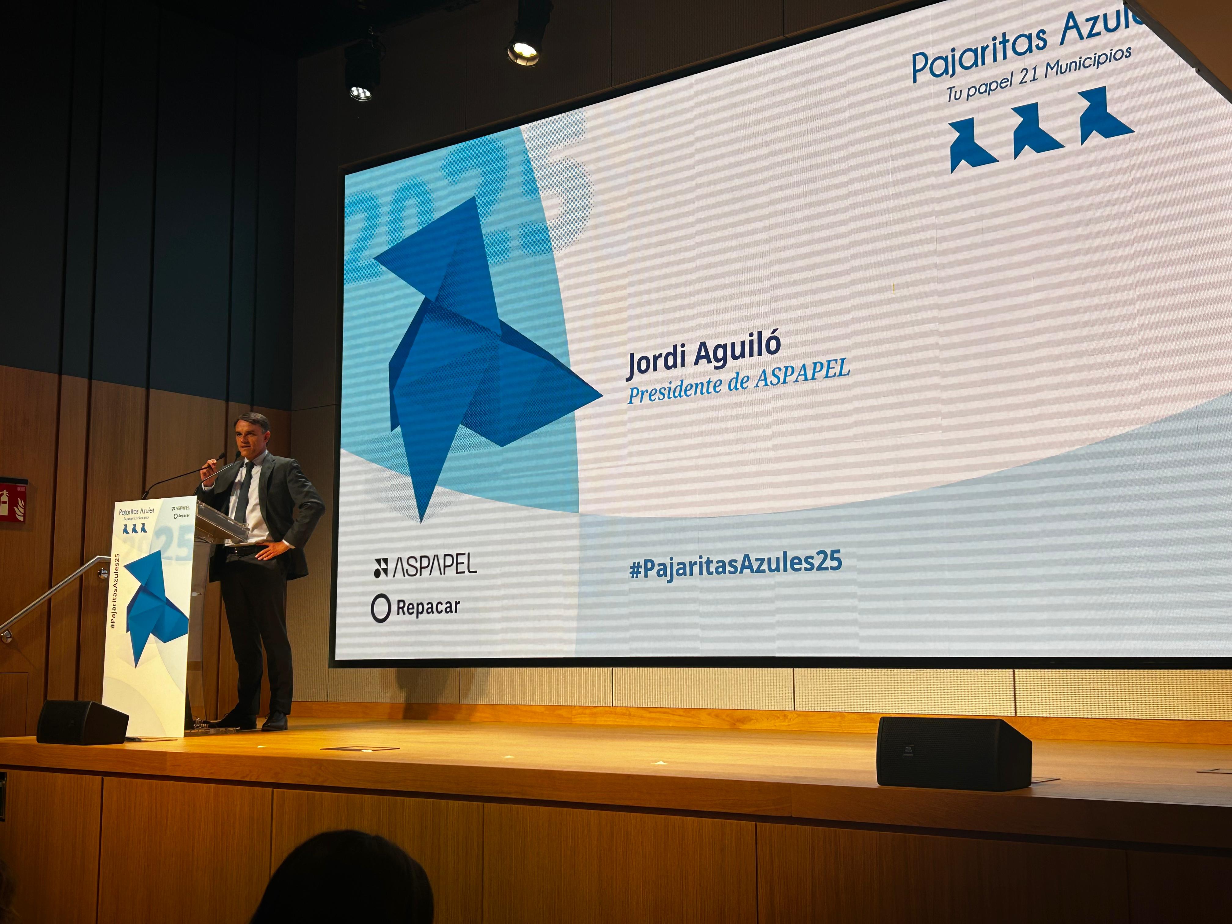 Jordi Aguiló, presidente de ASPAPEL, en la novena edición de la gala de entrega de las pajaritas azules