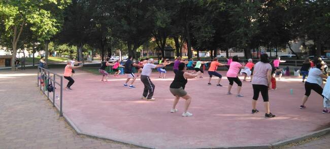 Imagen de las actividades deportivas realizadas este viernes en el Parque Lineal