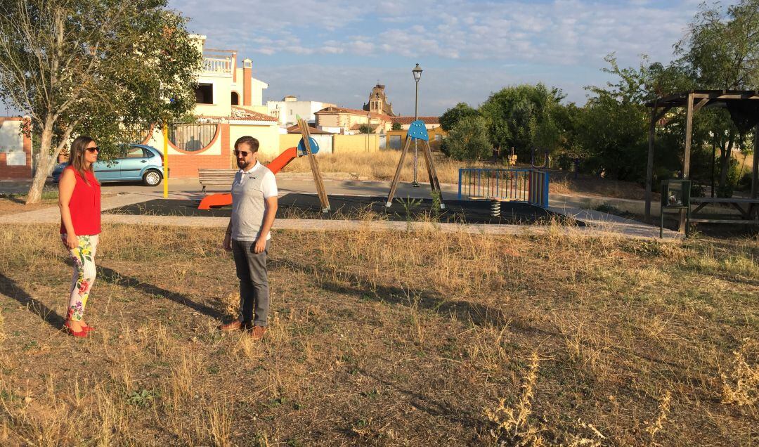 Zona de ampliación del parque infantil de Navas de Tolosa.